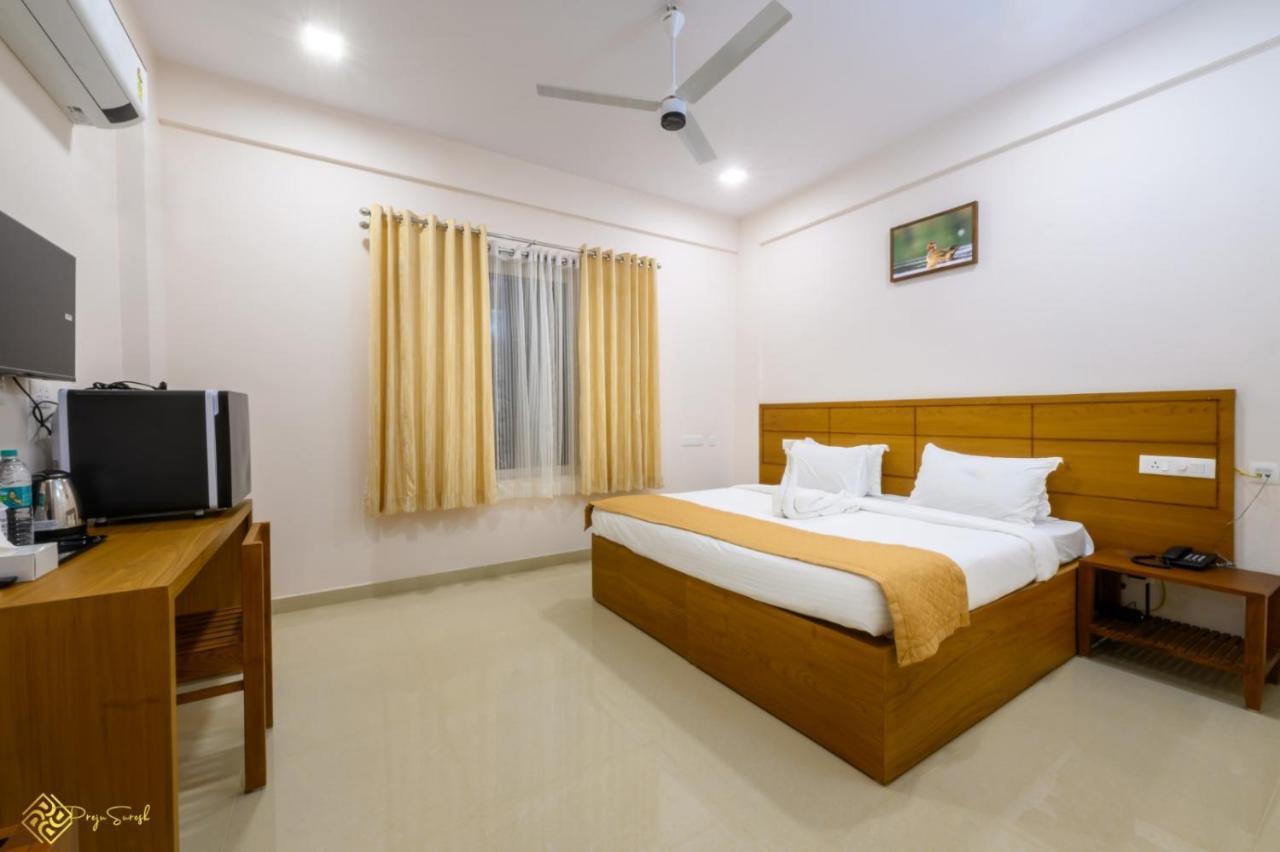 Daffodils Luxury Airport Suites Kochi Esterno foto