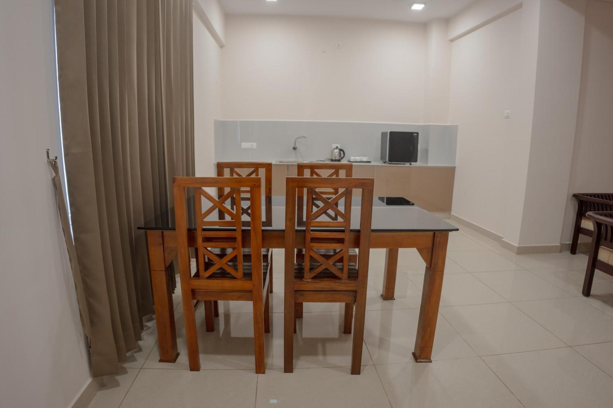 Daffodils Luxury Airport Suites Kochi Esterno foto